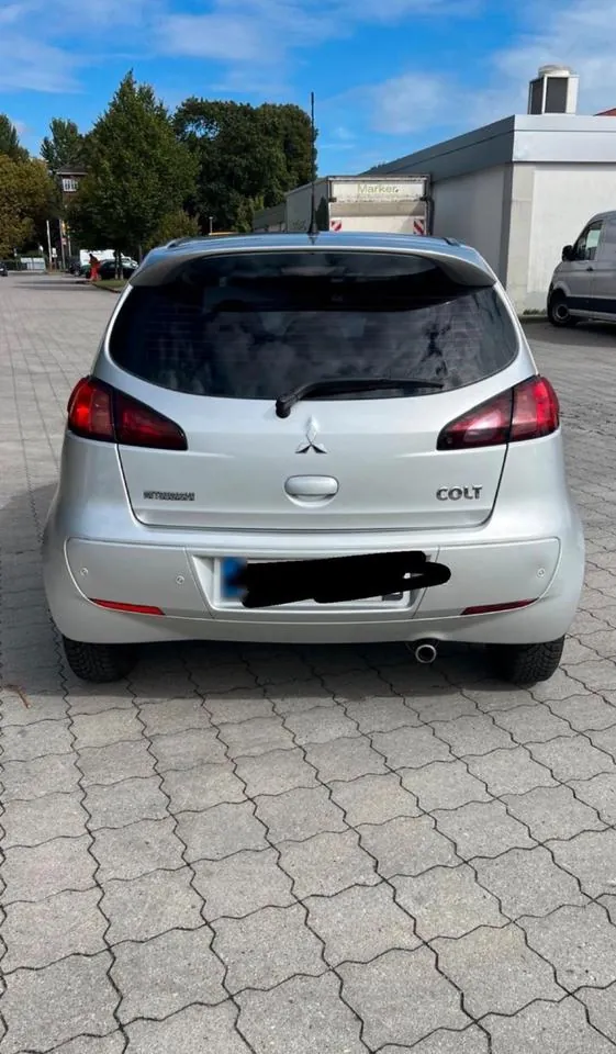 Mitsubishi Colt