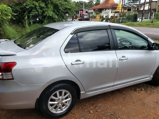 Toyota Belta 2007 photo 5
