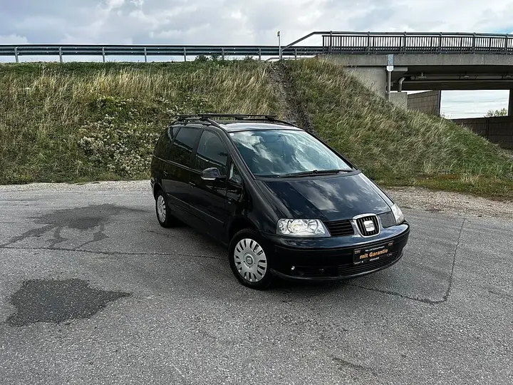 Seat Alhambra 2010 photo 2