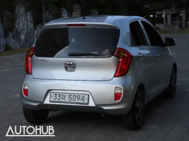 Kia Morning 2012 photo 3