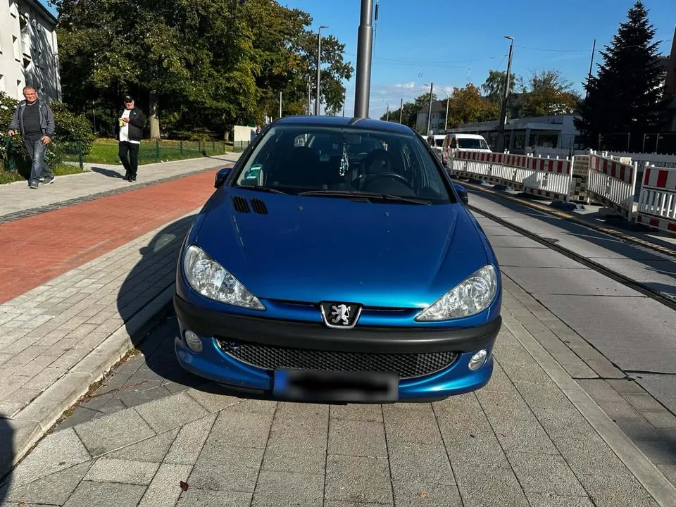 Peugeot 206