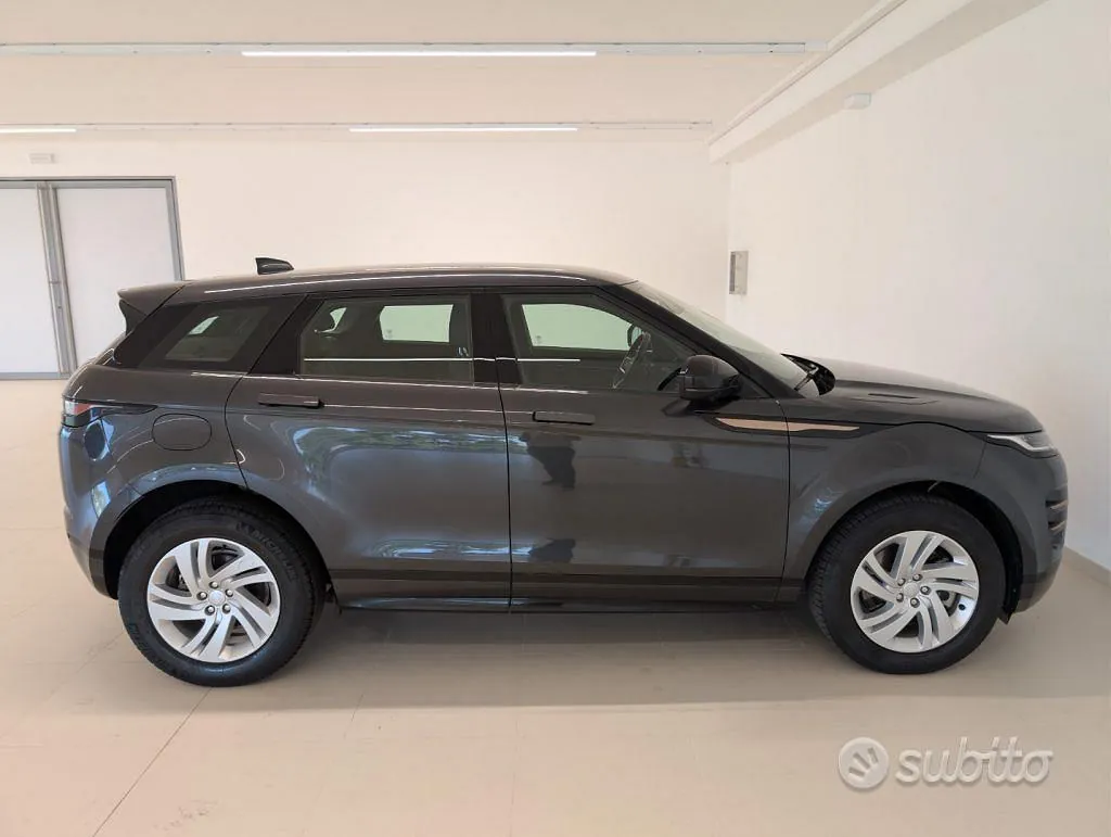 Land Rover Range Rover Evoque 2022 photo 5