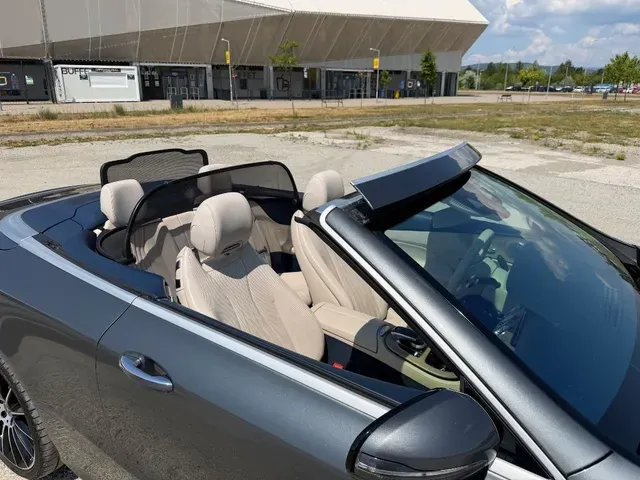 Mercedes-Benz E-Class Cabriolet 2018 photo 4