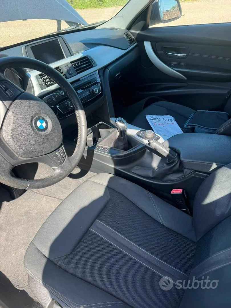 BMW 3 Series 2016 photo 4