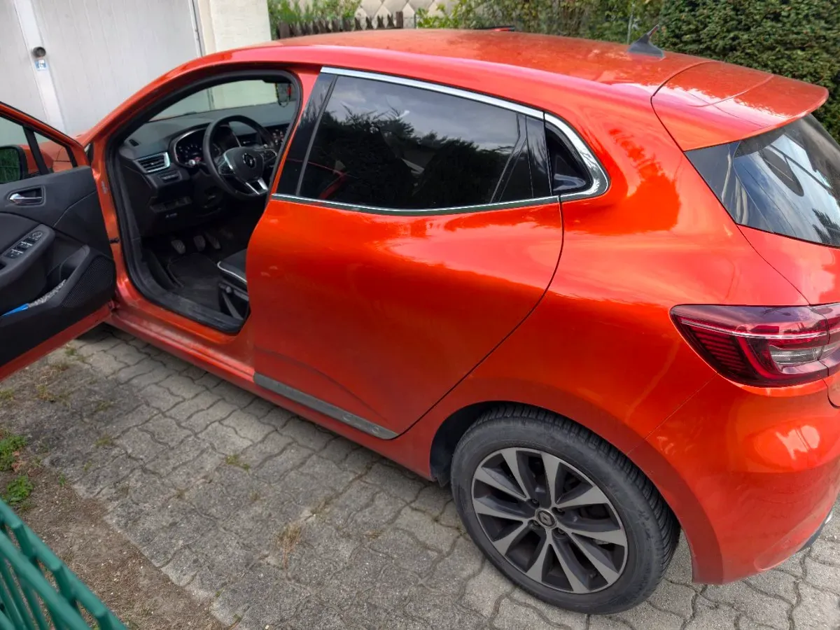 Renault Clio 2021 photo 2