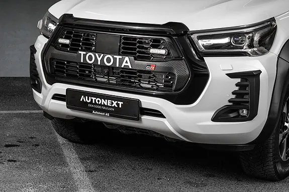 Toyota Hilux 2024 photo 4
