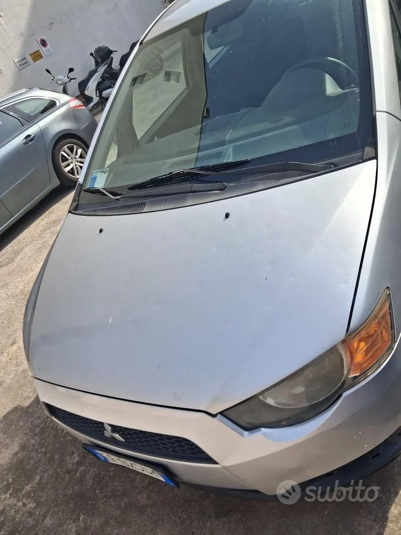 Mitsubishi Colt 2010 photo 4