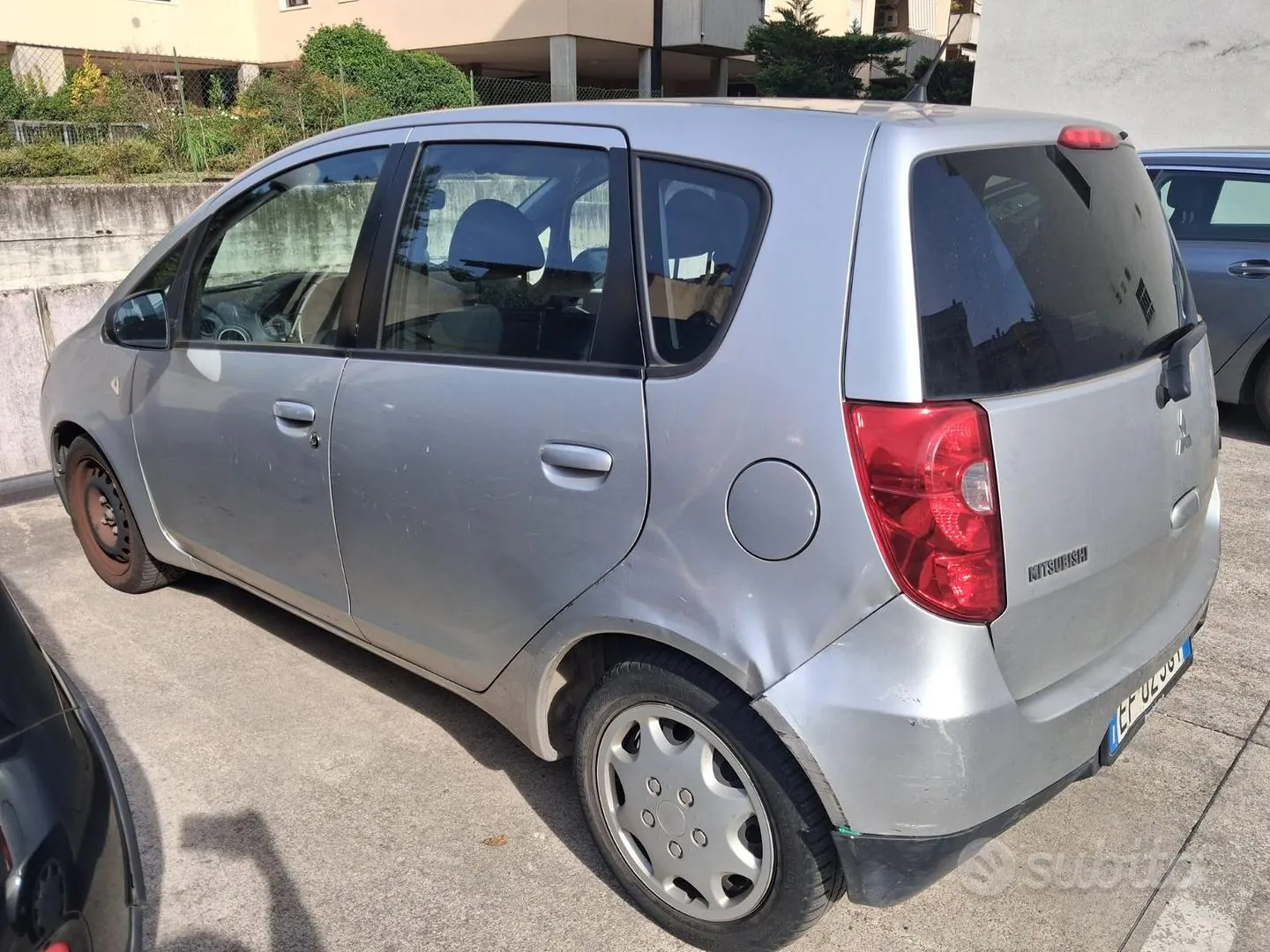 Mitsubishi Colt 2010 photo 3