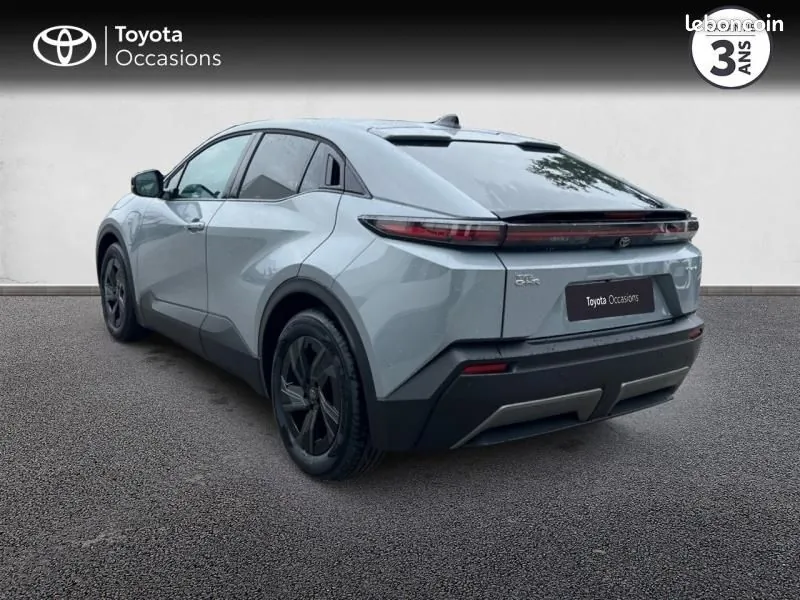 Toyota Chr 2026 photo 2
