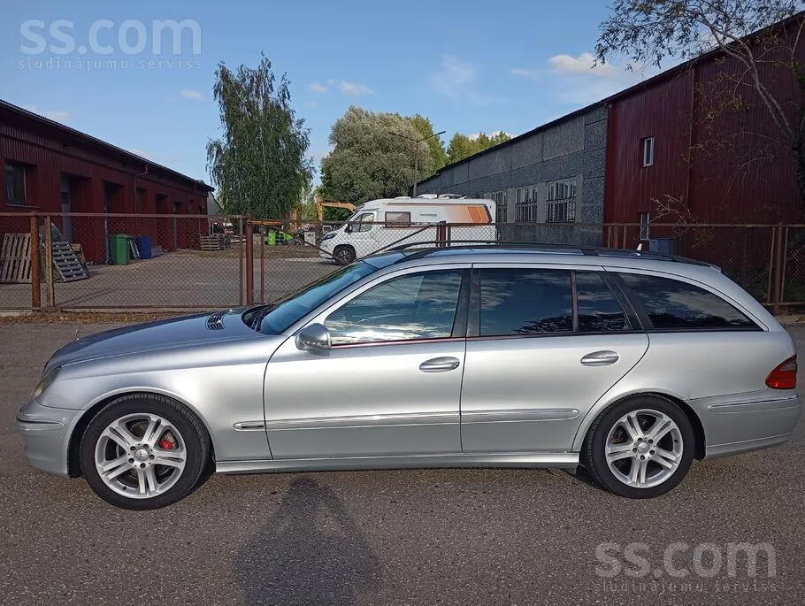 Mercedes-Benz E280 2007 photo 2