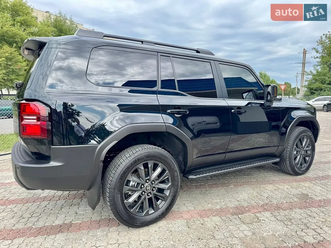 Toyota Land Cruiser Prado 2025 photo 5