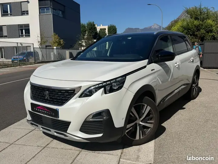 Peugeot 5008 2017 photo 3