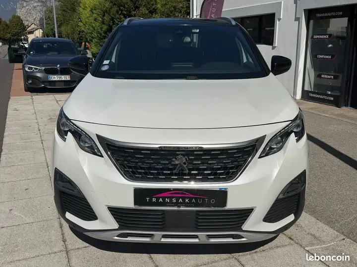 Peugeot 5008 2017 photo 2