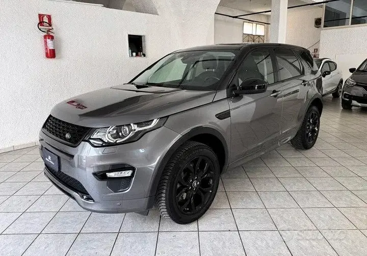 Land Rover Discovery Sport 2017 photo 4