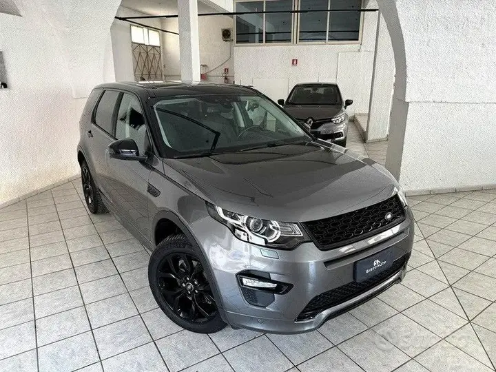 Land Rover Discovery Sport 2017 photo 3