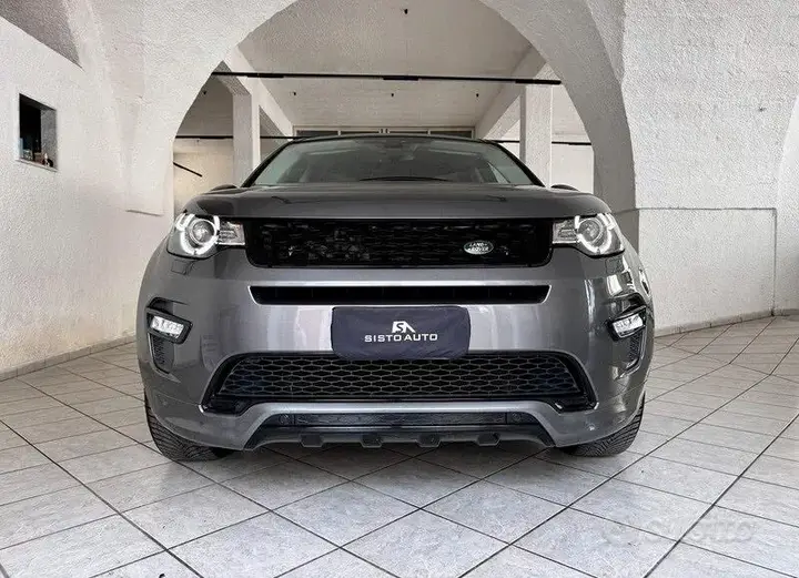 Land Rover Discovery Sport 2017 photo 5