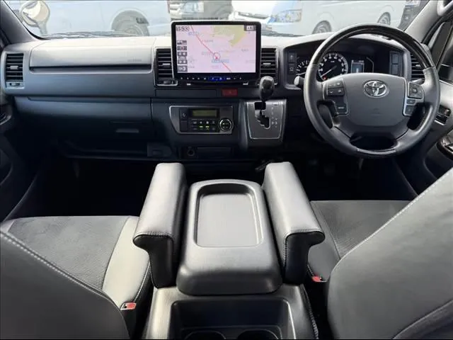 Toyota Hiace Gl 2020 photo 5