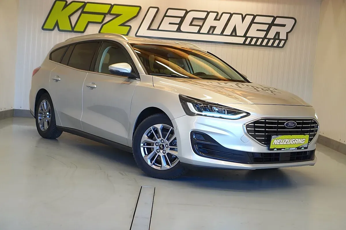 Ford Focus 2023 photo 3