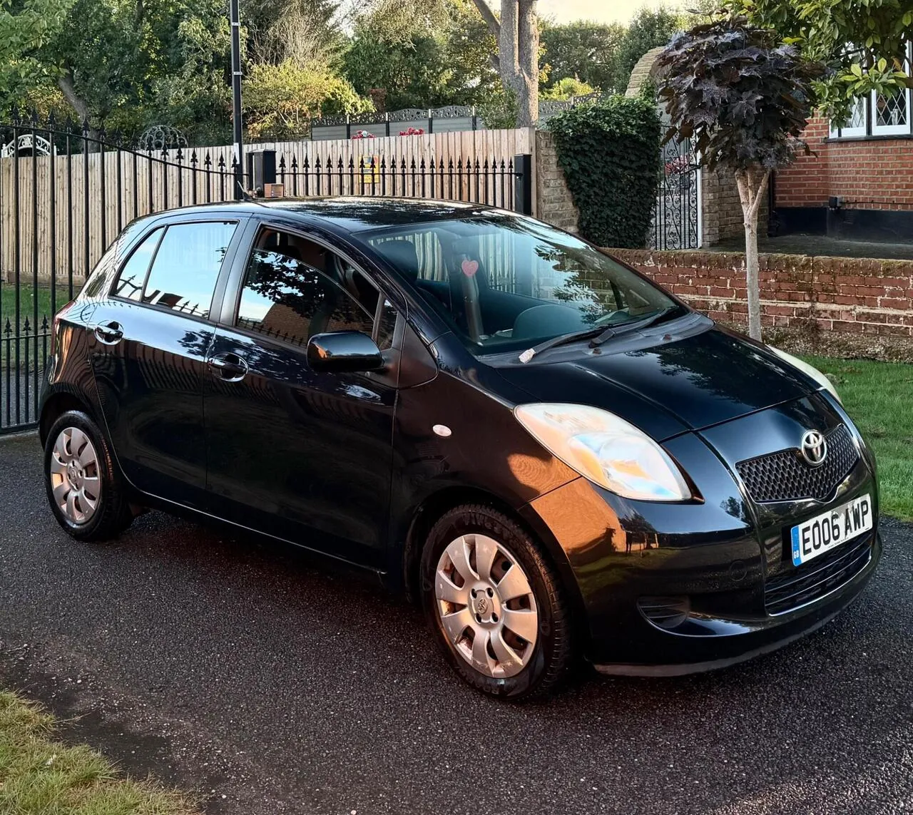 Toyota Yaris 2006 photo 3