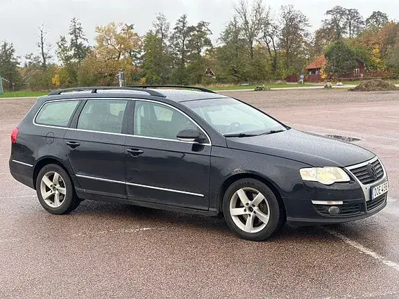 Volkswagen Passat 2009 photo 2