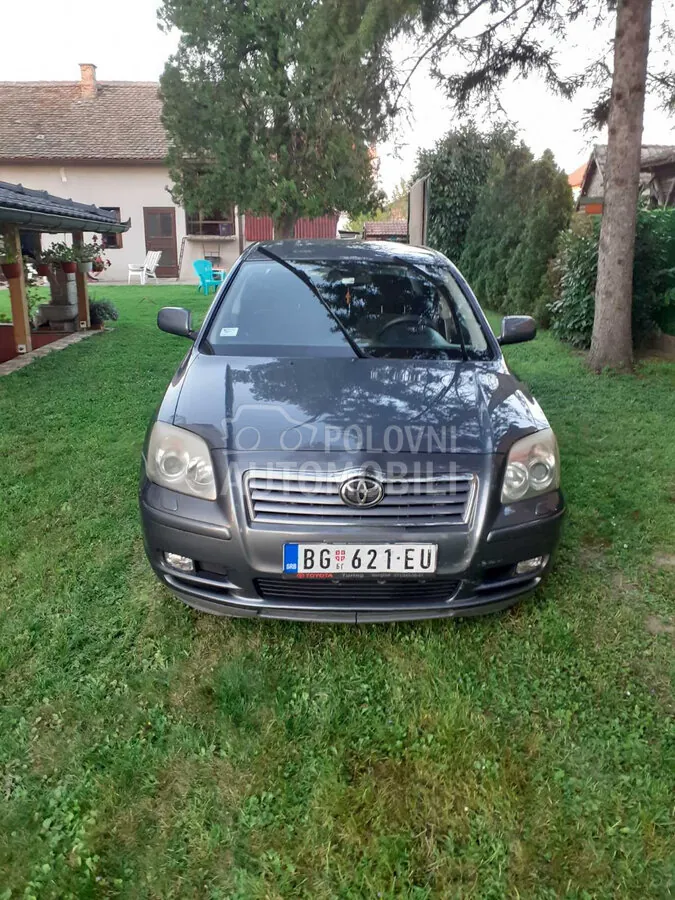 Toyota Avensis 2004 photo 4