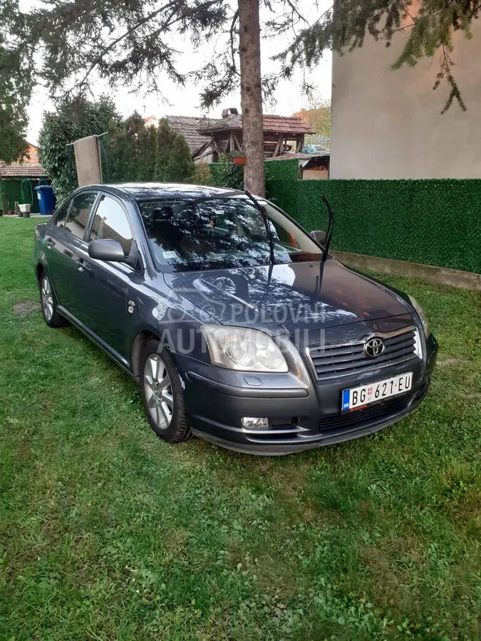 Toyota Avensis 2004 photo 5