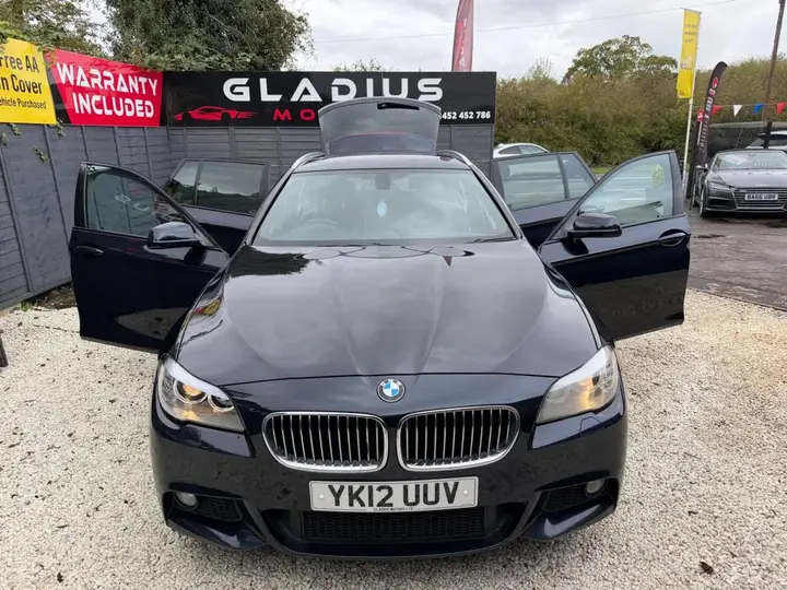 BMW 5 Series 2012 photo 2