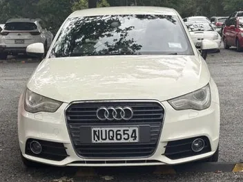 Audi A1 2012 photo 2