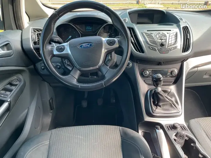 Ford C-Max 2012 photo 2