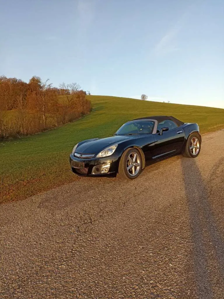 Opel Gt 2008 photo 2
