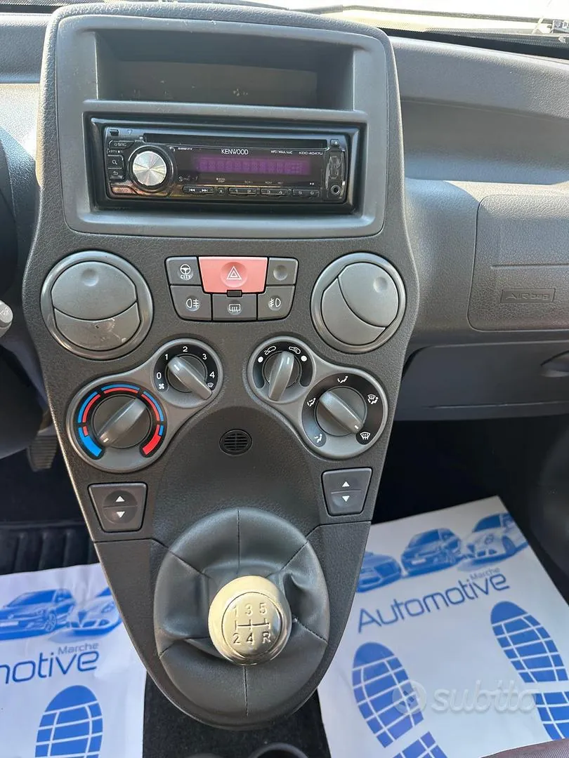Fiat Panda 2010 photo 3