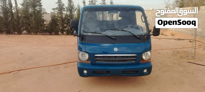 Kia Bongo 2004 photo 2
