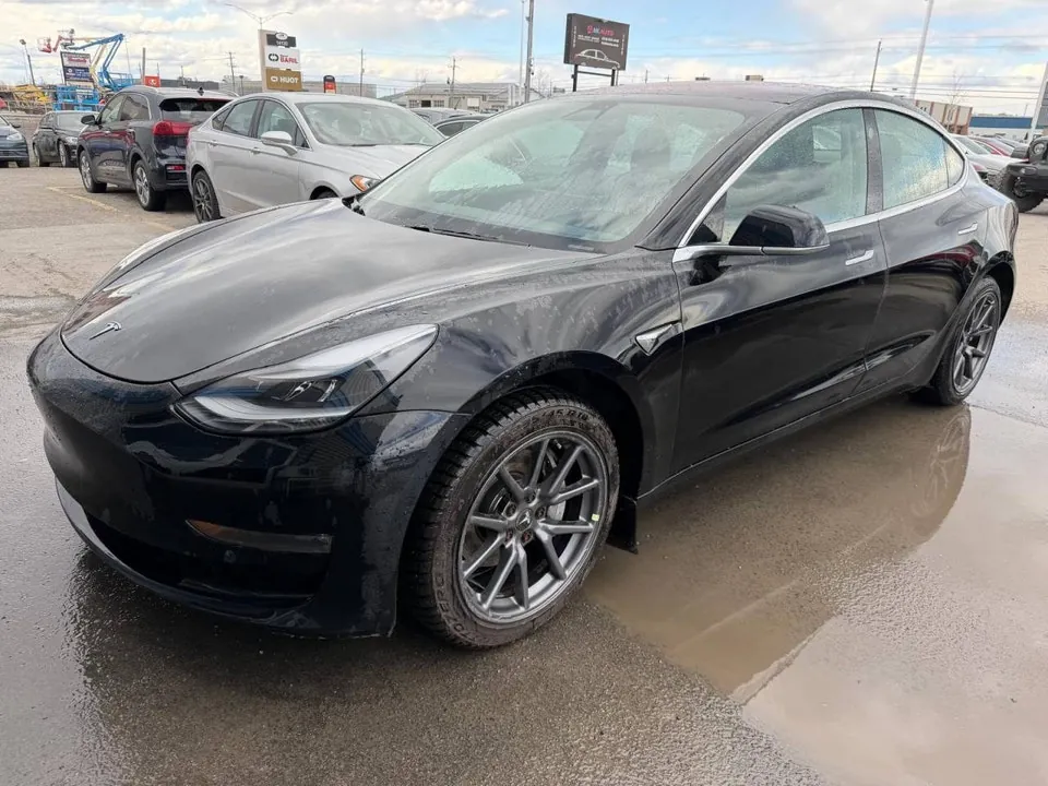 Tesla Model 3 2018 photo 3