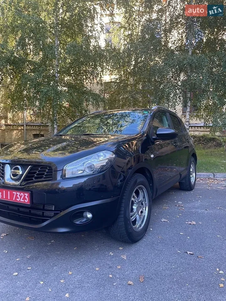 Nissan Qashqai 2010 photo 2