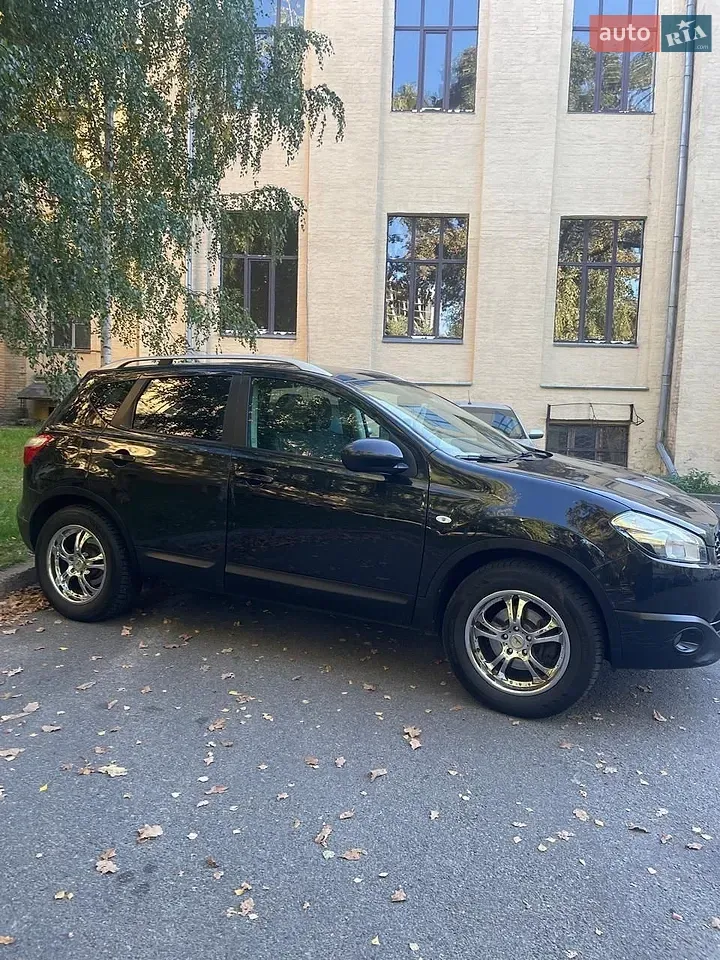Nissan Qashqai 2010 photo 4