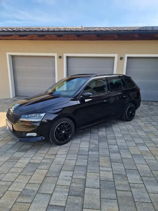 Skoda Fabia 2020 photo 2
