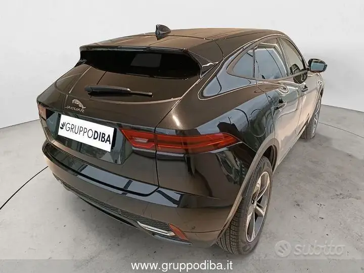 Jaguar E-Pace 2023 photo 2