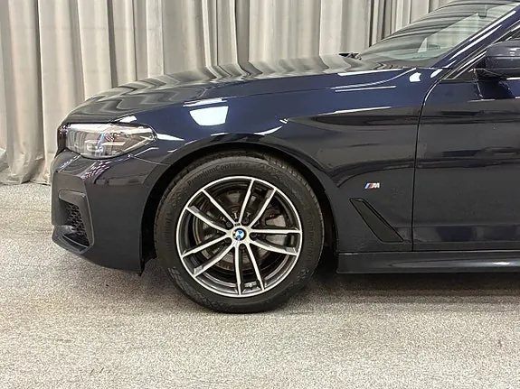 BMW 520D 2021 photo 2