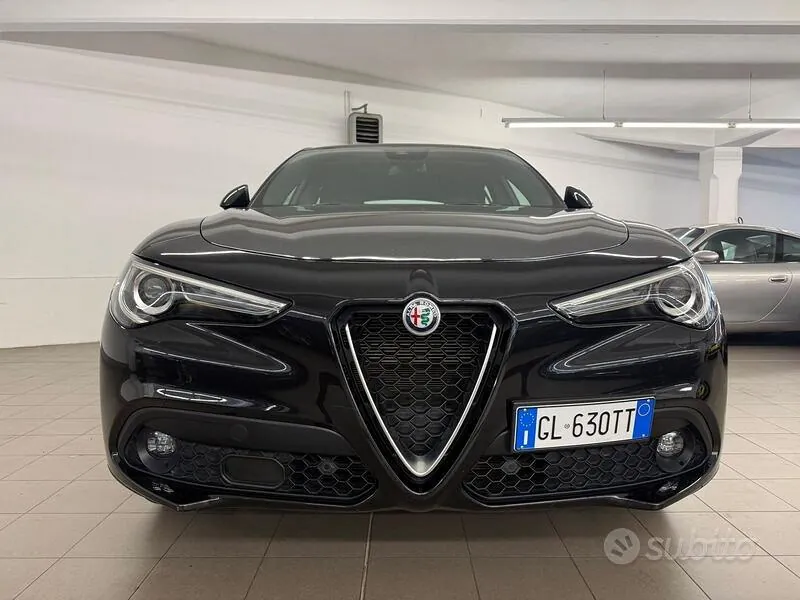 Alfa Romeo Stelvio 2022 photo 3