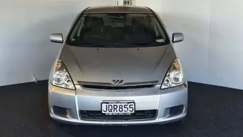 Toyota Wish 2004 photo 3