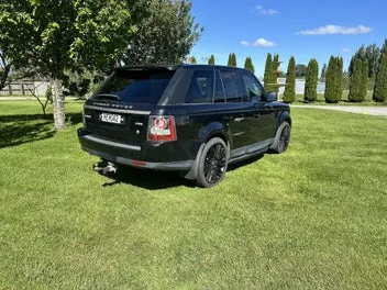 Land Rover Range Rover Sport 2010 photo 4