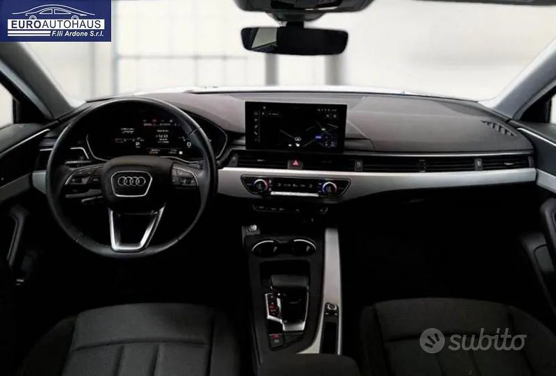 Audi A4 2022 photo 3