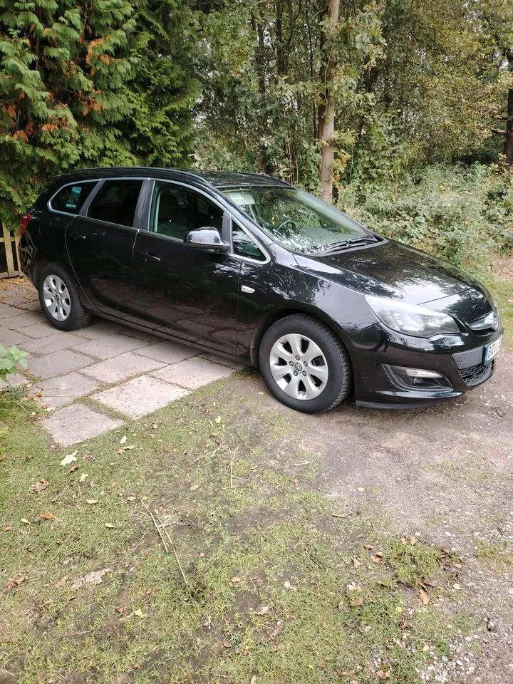 Opel Astra J