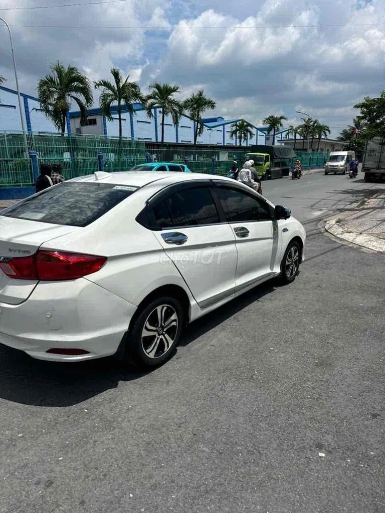 Honda City 2017 photo 2