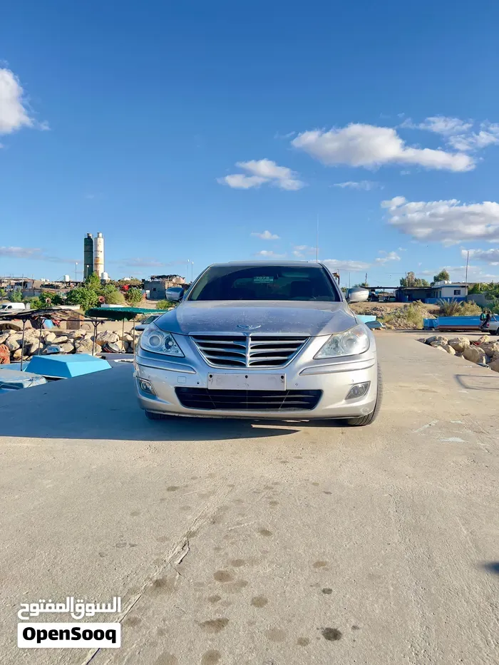 Hyundai Genesis 2010 photo 3