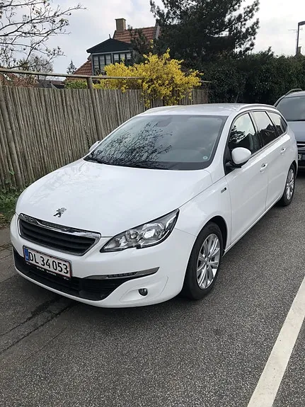 Peugeot 308 2016 photo 2