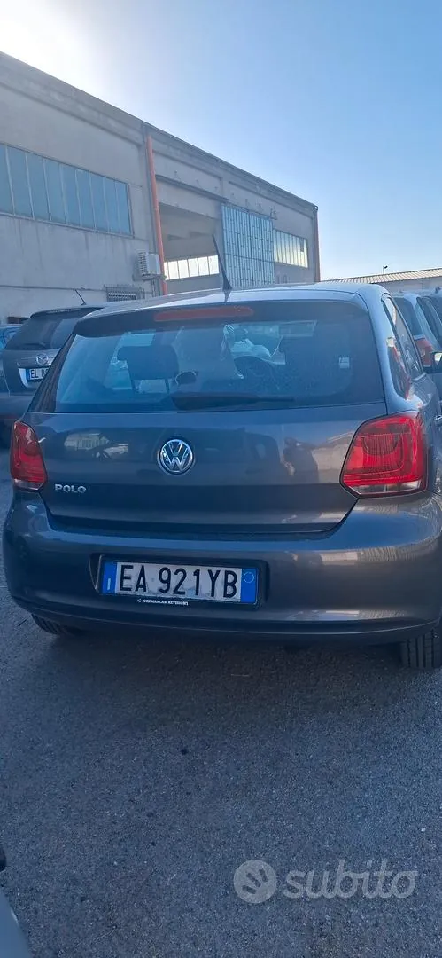 Volkswagen Polo 2010 photo 4