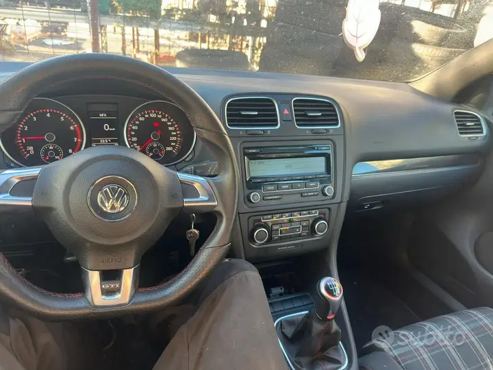 Volkswagen Golf 2011 photo 5
