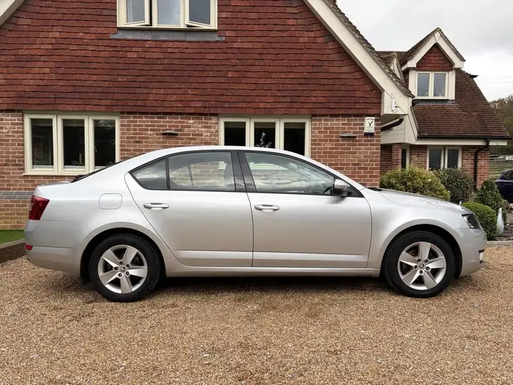 Skoda Octavia 2015 photo 4