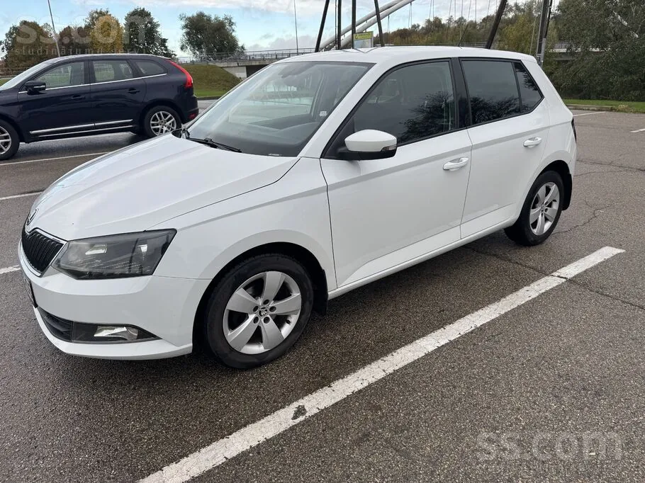 Skoda Fabia 2016 photo 3